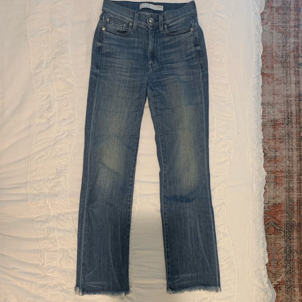 AYR ‘the bomb pop’ straight ankle blue jeans.